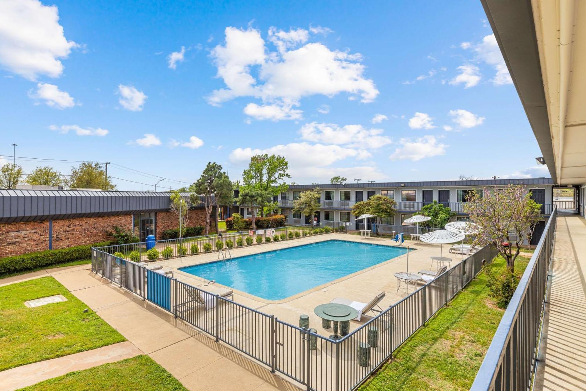 Americas Best Value Inn Fort Worth/Hurst Richland Hills Exterior foto