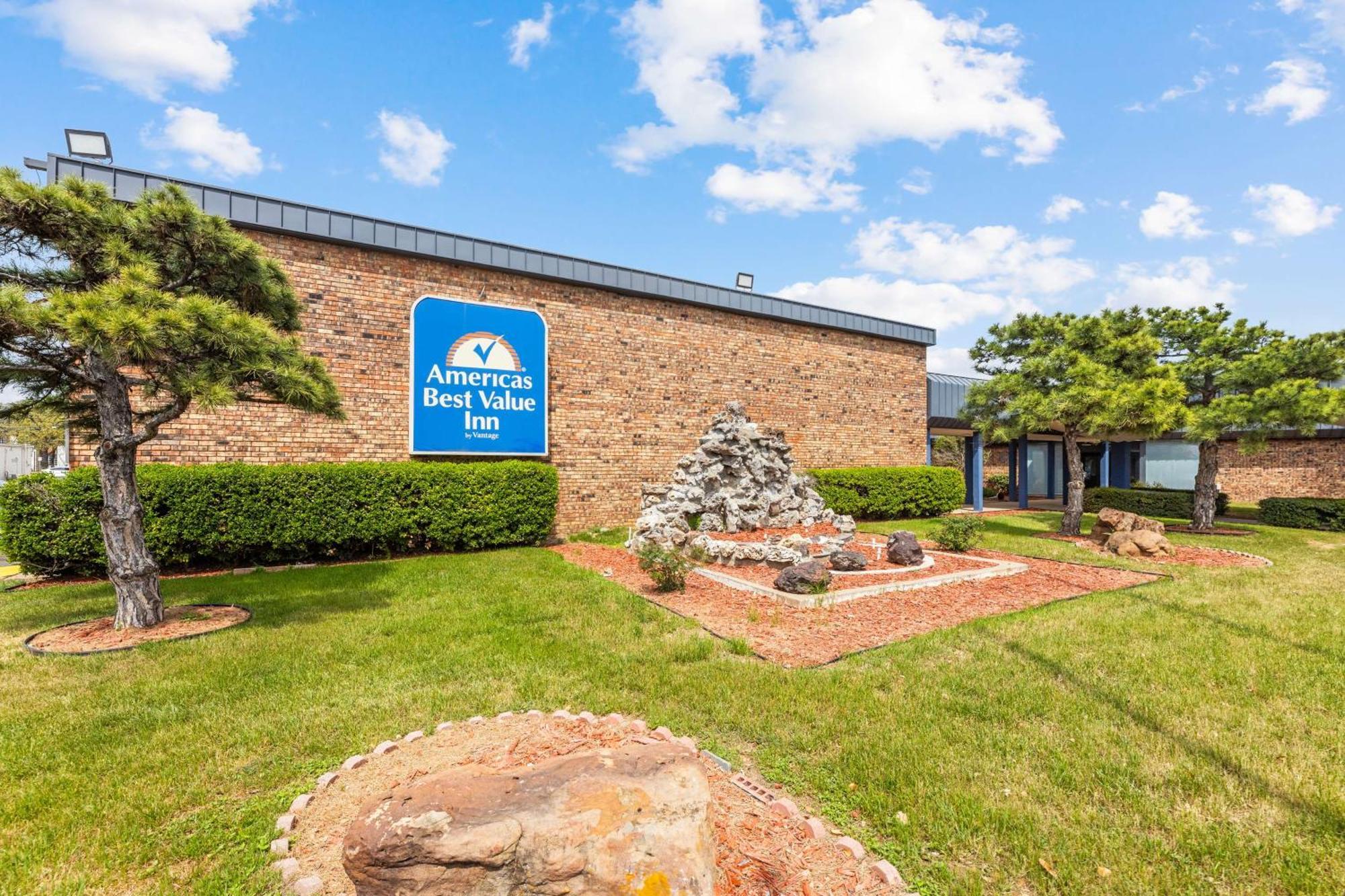 Americas Best Value Inn Fort Worth/Hurst Richland Hills Exterior foto